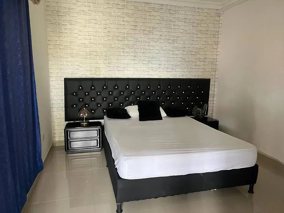 Holiday home Casa De Lujo Muy Amplia Con Ubicacion Privilegiada Medellin Colombia