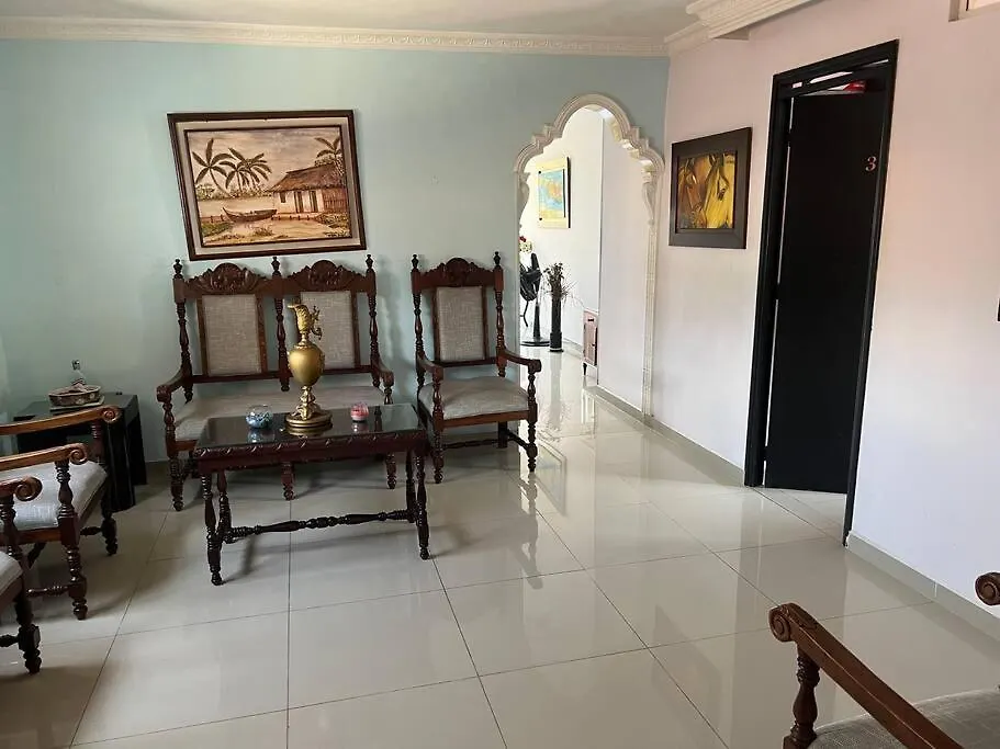度假居 Casa De Lujo Muy Amplia Con Ubicacion Privilegiada 麦德林