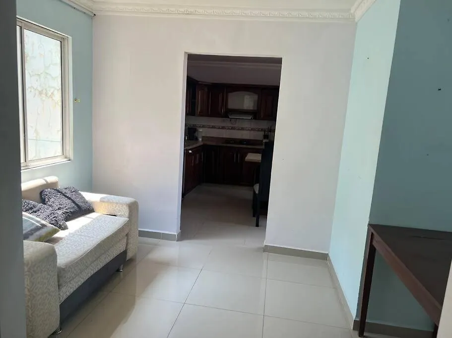 Casa De Lujo Muy Amplia Con Ubicacion Privilegiada Medellin